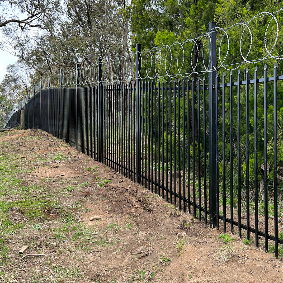 Industrial Fencing, Commercial Fencing | Doogood Australia